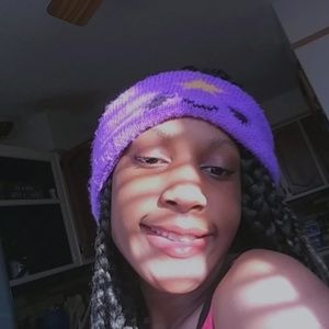 Meet your Posher, Amya